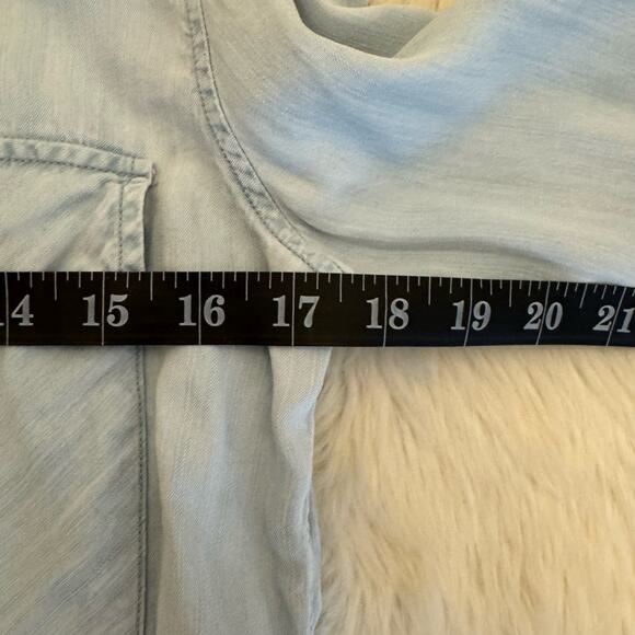 Rails Daphne Chambray Button Up Shirt Raw Hem XS - Picture 9 of 11